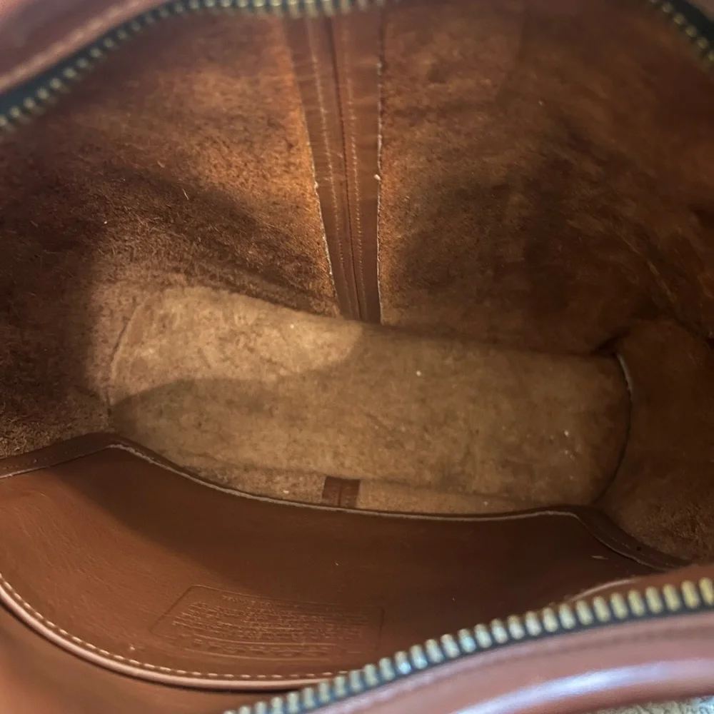 Coach Classics Leather Bucket Bag in British Tan no 0311-326 Vintage